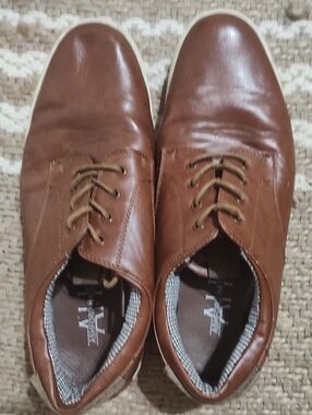 Ashford Hayes Derby Shoes – Classic Lace-Up Style